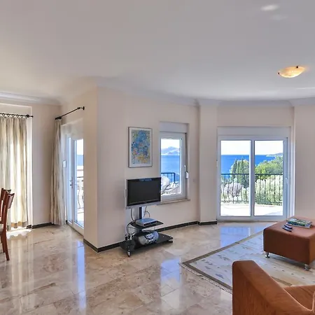 Paradise 3 Apartment *